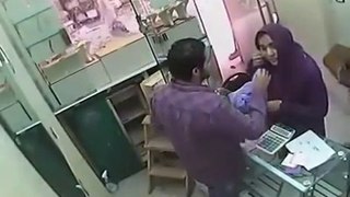 CCTV Footage Of Beautiful Girl Looted Gold From Shop