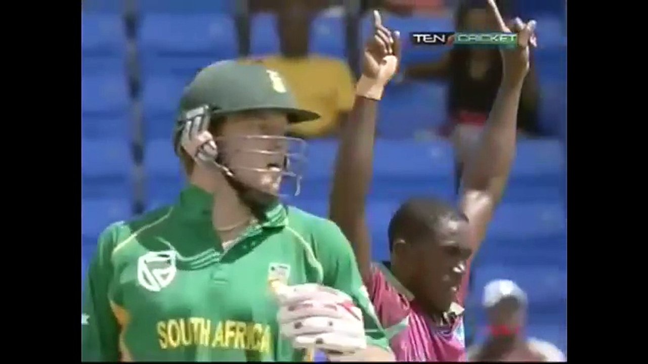 Chris Gayle Brilliant Catch against South Africa vs West indies Cricket Highlights