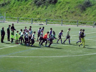 Entrée des joueurs du FC St André et de Pessac
