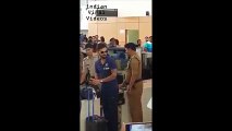 Watch How Indian People React To MS Dhoni, Virat Kohli After India Lost T20 Semi Final Match Against
