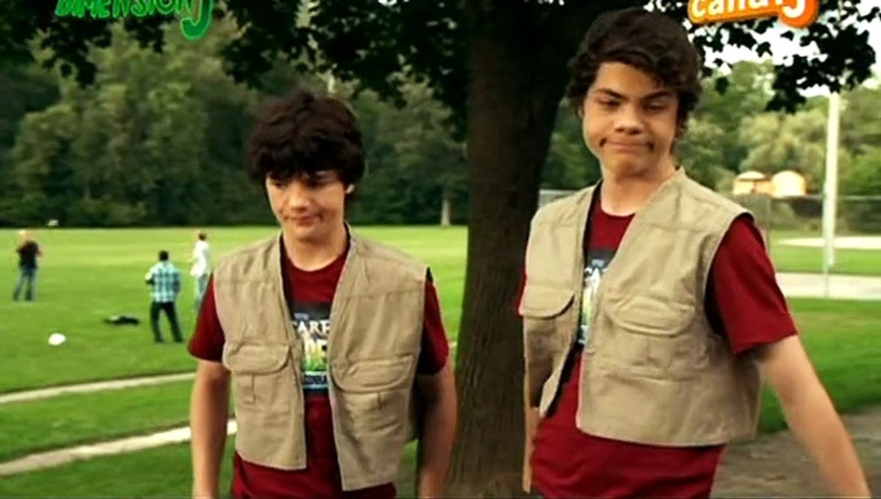 Ma Baby Sitter Est Un Vampire 1x07 Doug, le chasseur de vampires