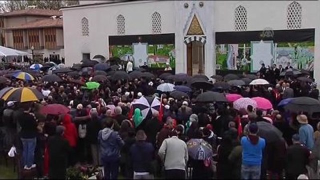 Görmez: Hiçbiriniz Başınızı Öne Eğerek Yaşamayınız, Çünkü Siz Müslümansınız