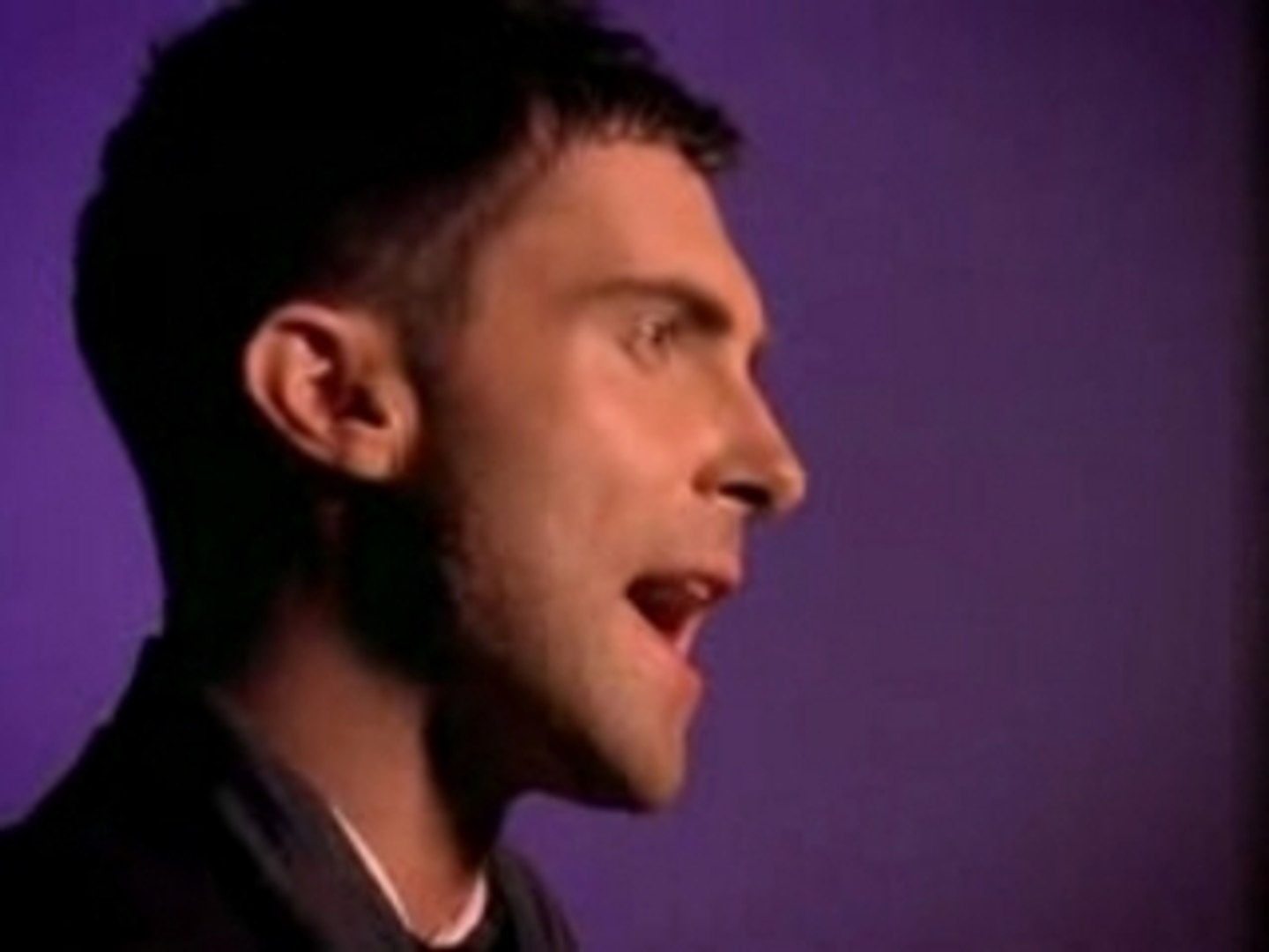 Maroon 5 - Makes Me Wonder