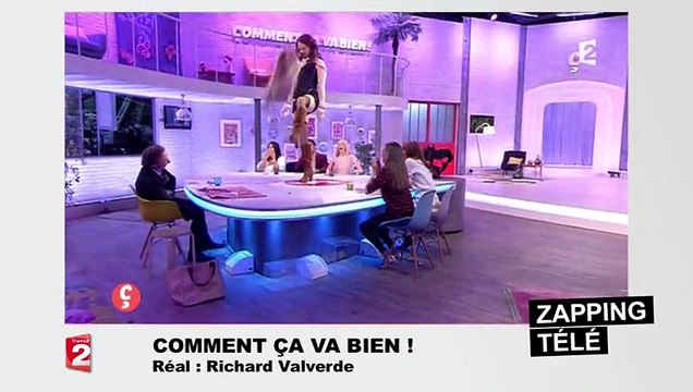 Jarry fait un striptease à Stéphane Bern - ZAPPING TÉLÉ
