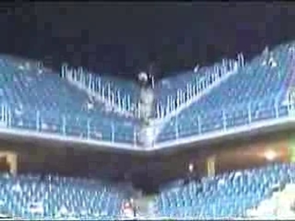 Polish Hooligans Lech Poznan vs Police shooting part.2