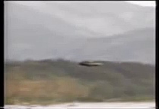 ufo/blimp over italy