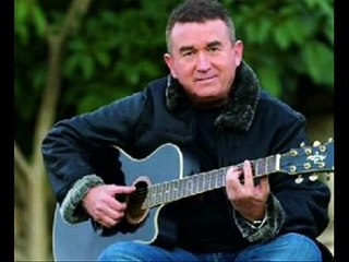 AMADO BATISTA-NOSSO AMOR CONTINUA.wmv