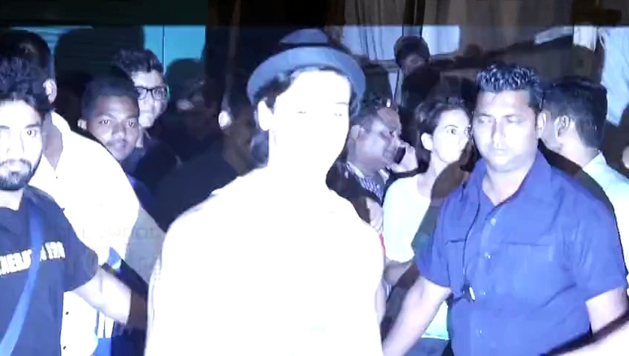 Tiger Shroff & Shraddha Kapoor Hot Kiss In Baaghi