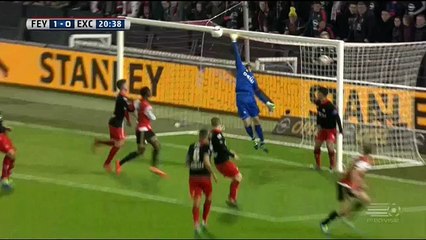 Dirk Kuyt durmuyor, atıyor!