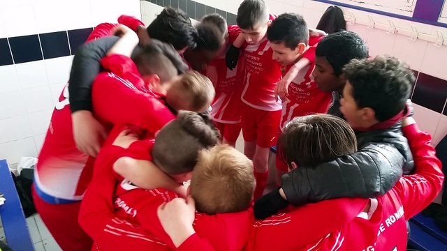 Victoire 2 à 0 pour l équipe 2 portugais u13 contre nogent 2