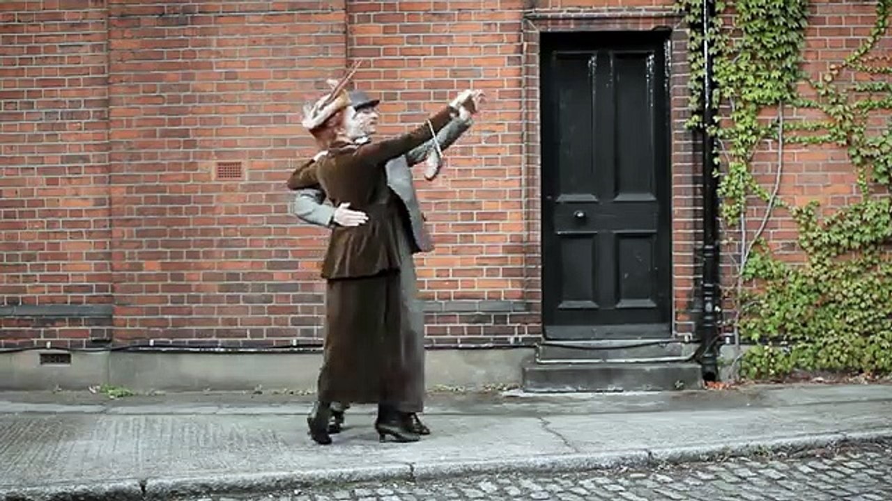 100 YEARS ⁄ STYLE ⁄ EAST LONDON