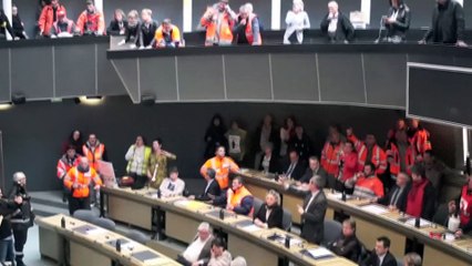 Conseil Départemental sous tension à Moulins