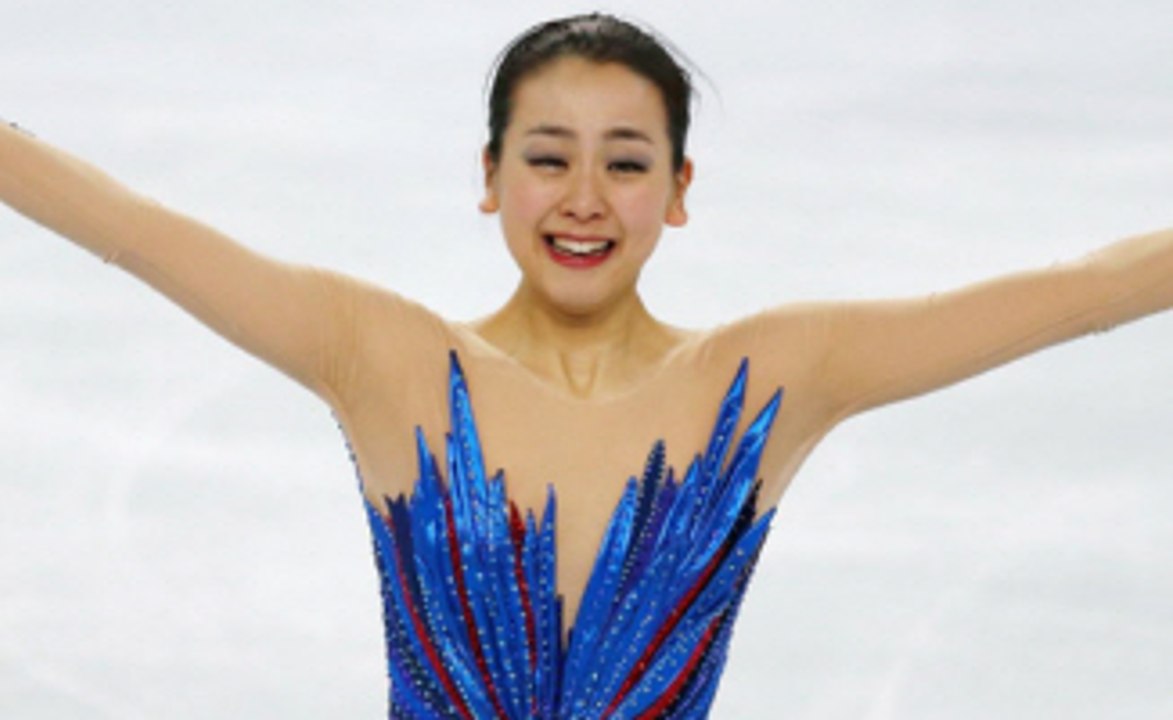 浅田真央（mao asada） 特集動画☆  姉の舞さんが語る涙の数だけ強くなってきた妹の真央☆（It becomes stronger as the number of tears）