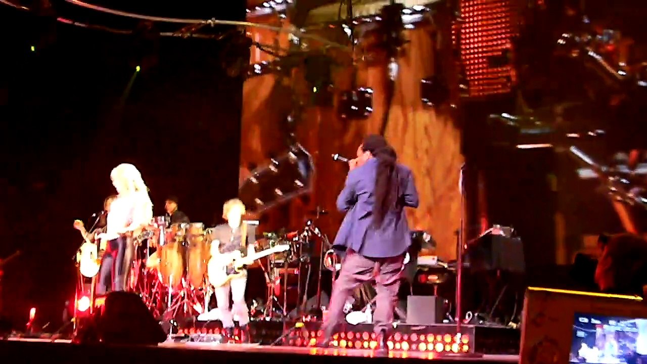 Shakira at MSG NYC 2010 - La Tortura