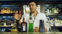 How to make a cocktail with MIDORI liqueur. 