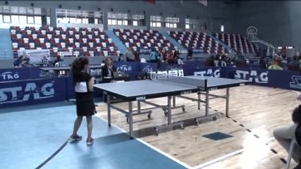 Kendinden 30 Yaş Büyük Rakibiyle Mücadele Etti