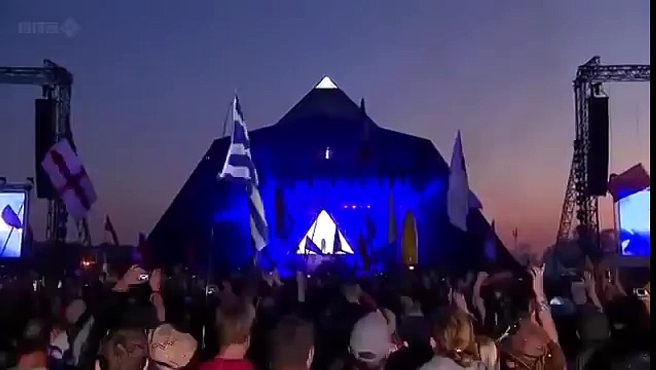 Beyonce - Live at Glastonbury 2011 HD FULL CONCERT! 1