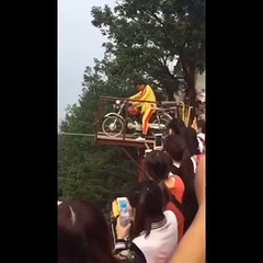 bike riding on rope amazing driving must watch - Video Dailymotion