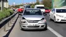 Tem Otoyolu'nda Zincirleme Trafik Kazası: 2 Yaralı