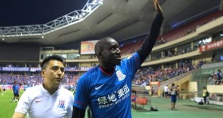 Demba Ba, S. Ever Bright Maçında 3 Gol Attı