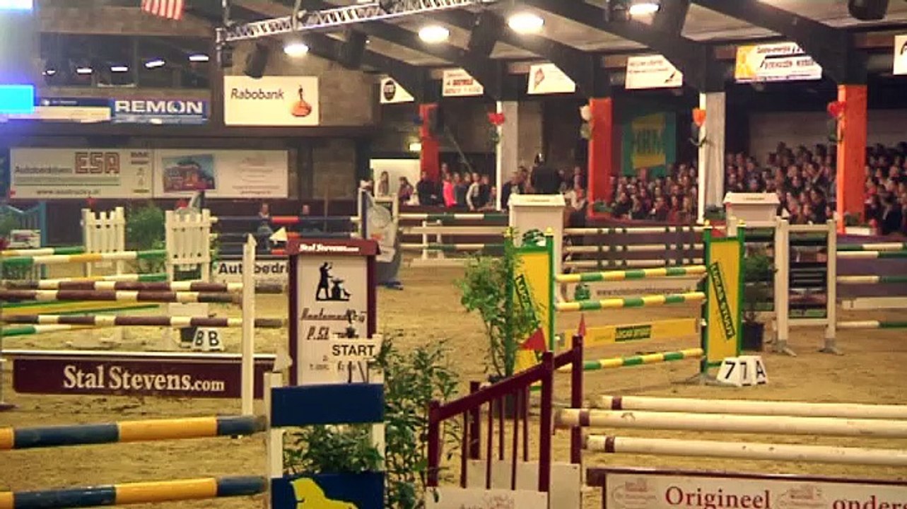 Regter wint 28ste Grote Prijs van Indoor Tolbert - RTV Noord