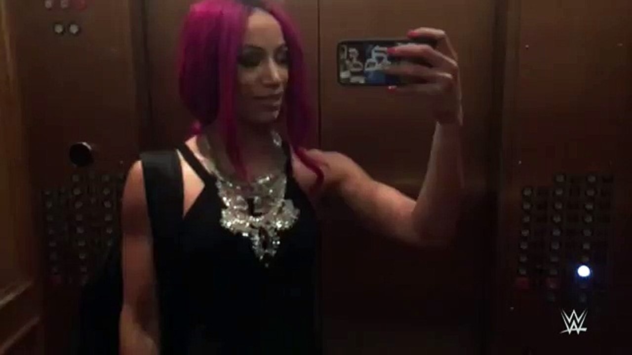 Sasha Banks takes it all in at the WWE Hall of Fame Sasha Banks' WrestleMania Diary, April 2, 201..