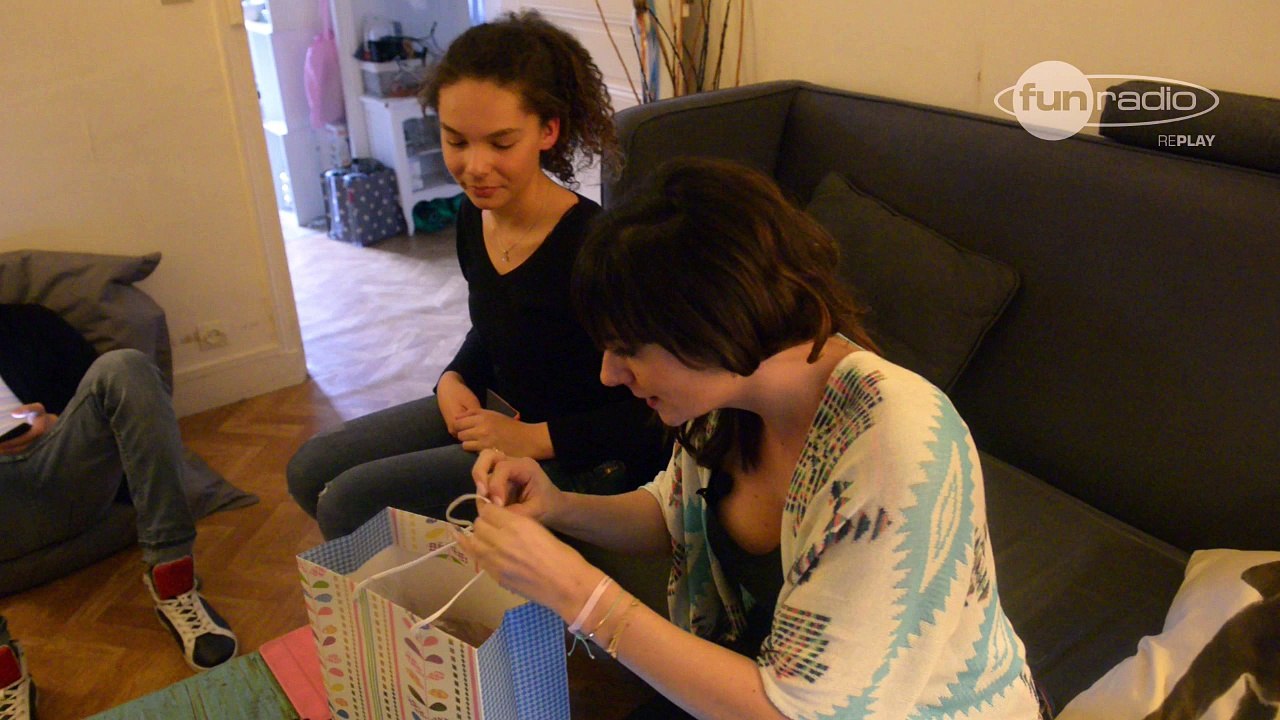 Marion et Anne-So : Opération bahut avec Cannelle ! - Marion et Anne-So