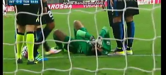 Samir Handanović Brutal Injured - Inter Milan vs Torino 03.04.2016 HD
