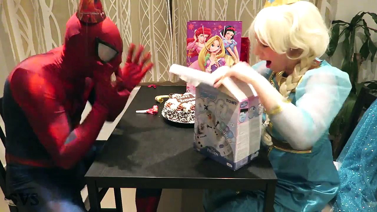 FROZEN ELSA BIRTHDAY PARTY PRANK vs SPIDERMAN vs JOKER - Superhero Fun in Real Life _)