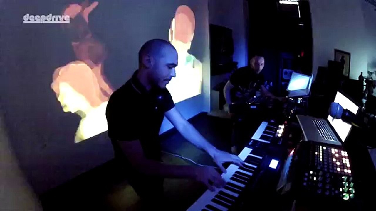 Deepdrive - Live Music  Visuals Performance  13th Sept 2014 9