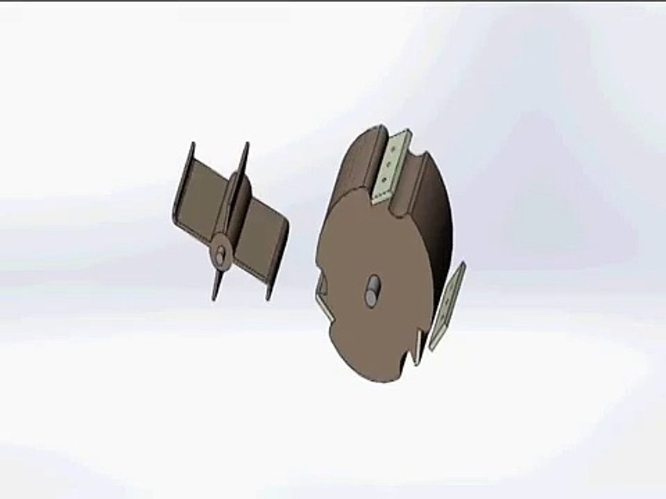 Biotrituratore cippatore Deleks: funzionamento - Wood chipper broyeur