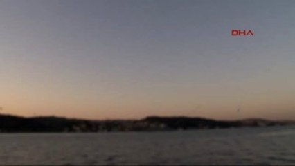 Rus Savaş Gemisi İstanbul Boğazından Geçti