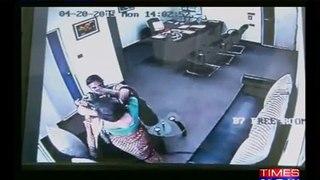Punjab- Parents Beat School Director - YouTube