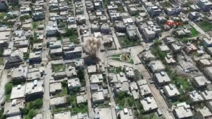 Dha Yurt -* Nusaybin'de Tespit Edilen El Yapımı Patlayıcı Böyle İmha Edildi