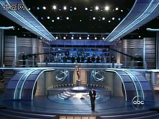 Megan Mullally -  Emmy 2004