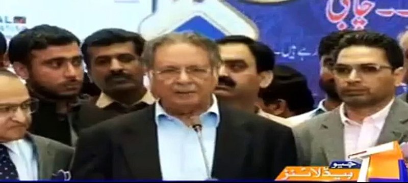 Nawaz Sharif Is Eliminating Terrorists While Imran Khan Is Killing Rats - Pervez Rasheed