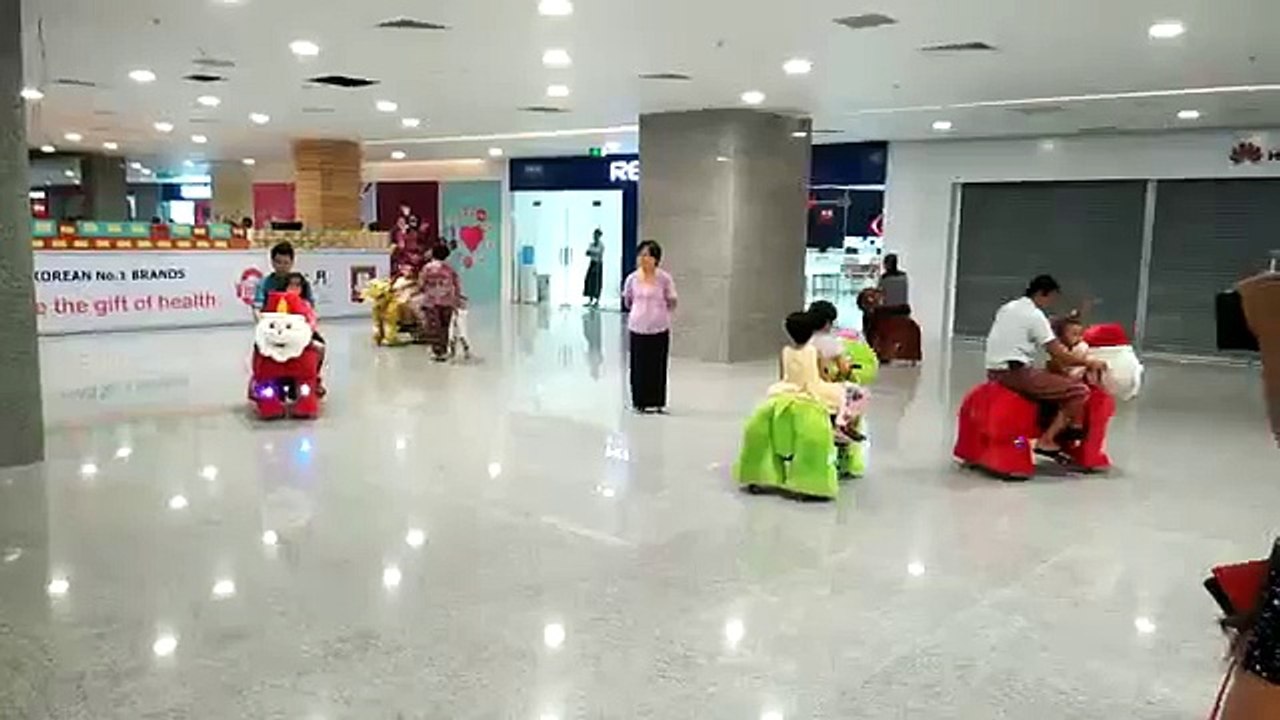 Momoland at Myanmar Plaza