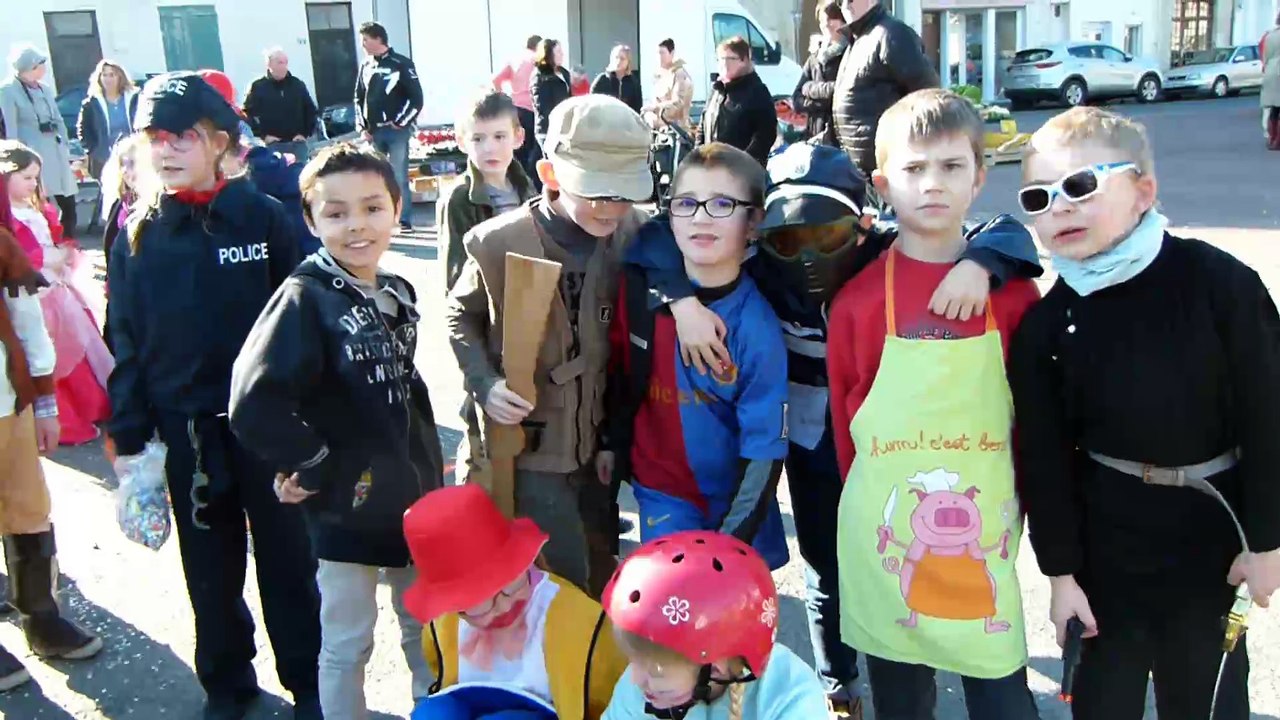 Défilé Carnavalesque à Trévières 2016.