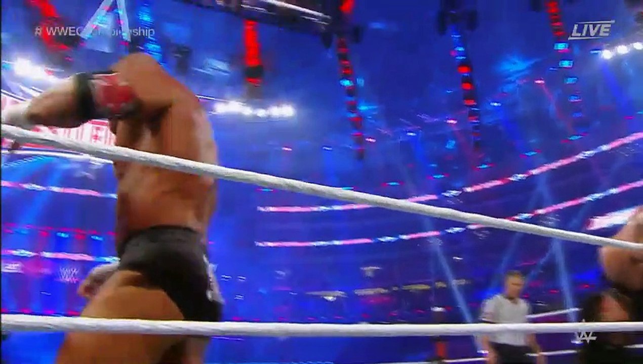 WrestleMania 32 - Roman Reigns vs Triple H - 3rd April 2016