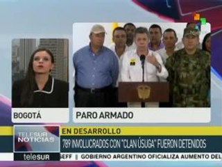 Télécharger la video: Paramilitares colombianos aún tienen vínculos con políticos