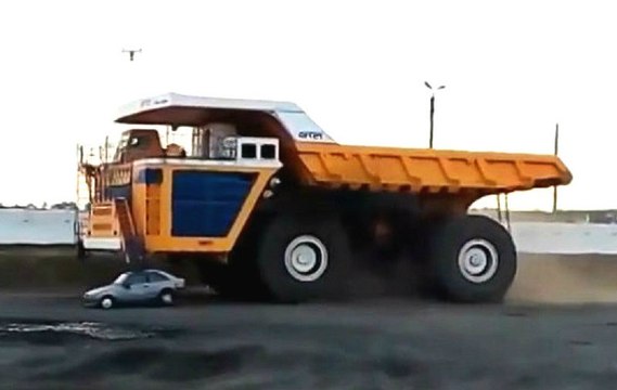 Utter Destruction! 500-Ton Dump Truck Versus Passenger Vehicle