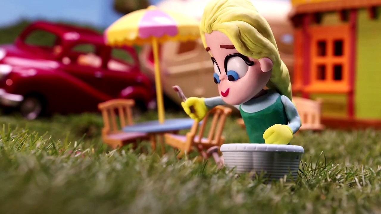 Elsa's New Pet - Disney Frozen Movie Clips Play doh Stop Motion - Elsa's World