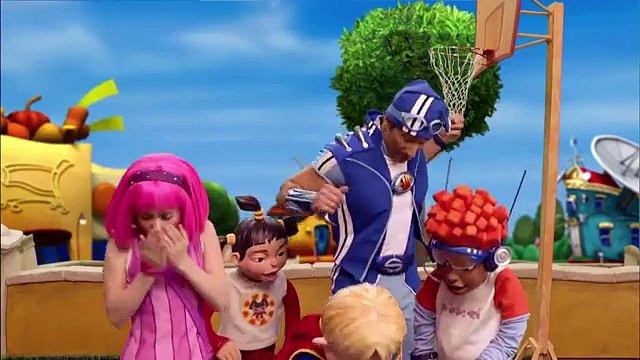 Lenji Grad Epizoda 08 Sezona 01 - Lazni Sportakus