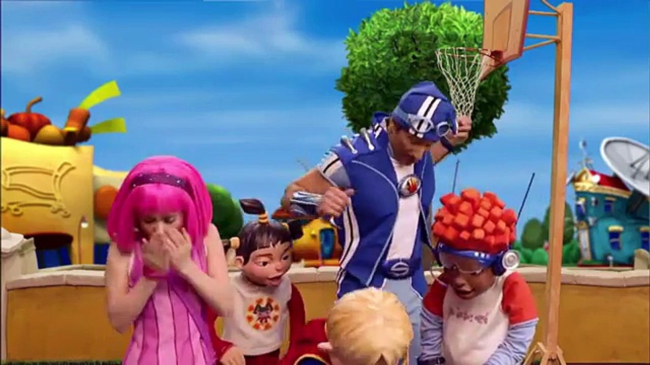 Lenji Grad Epizoda 08 Sezona 01 - Lazni Sportakus