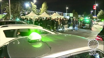 Toulouse : les taxis manifestent contre les VTC
