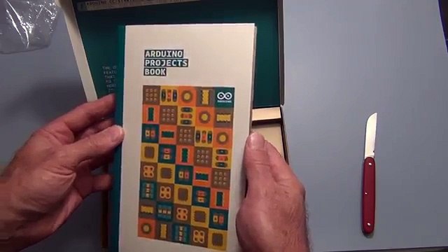 Arduino Uno Official Starter Kit unboxing