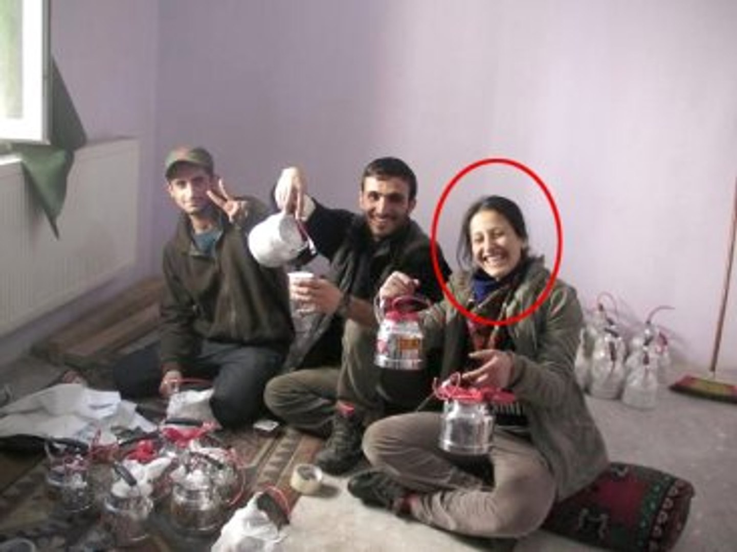 Kadın pkk leşleri çıplak