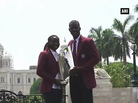 WI cricket team captains pose with World Cup T20 trophies in Kolkata