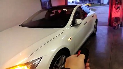 Tesla Model S 7.1 Otomatik Çağırma