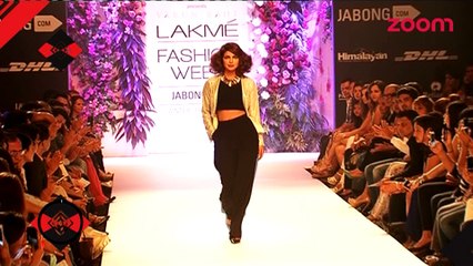 Priyanka Chopra is making people aware of Bollywood - Bollywood News - #TMT